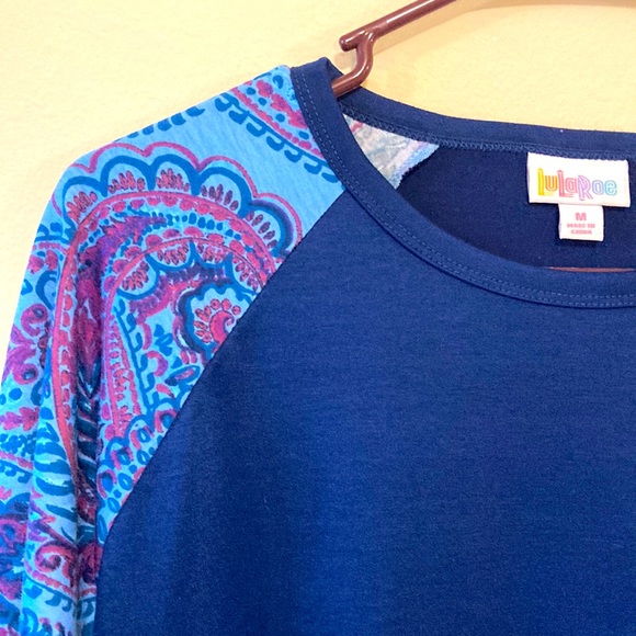 LulaRoe Randy T Size Medium - Picture 4 of 6